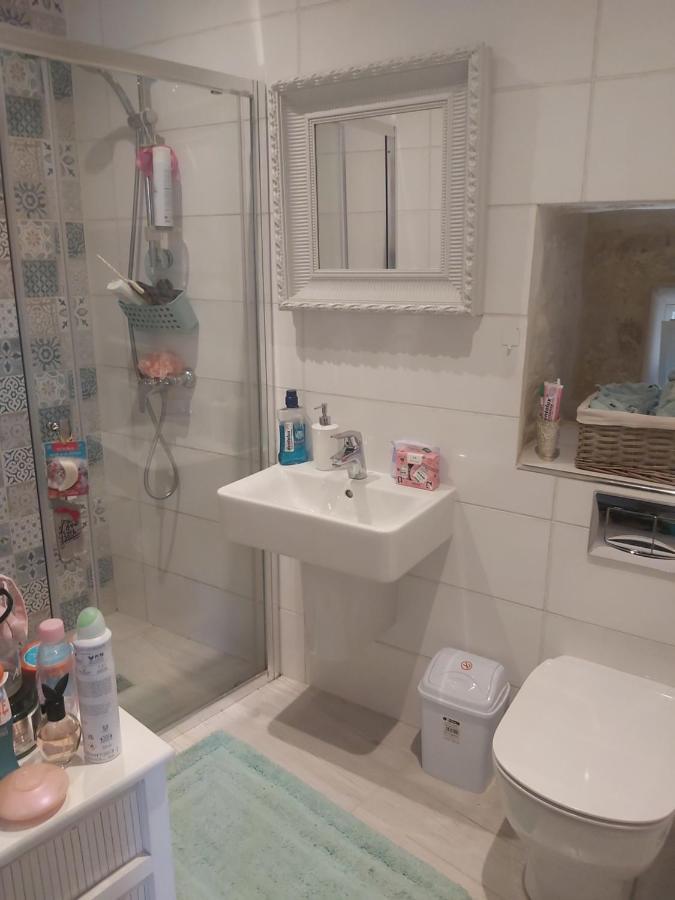 One Bedroom Apartment Qormi Esterno foto